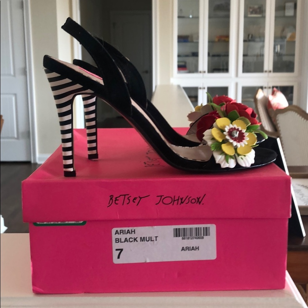 Betsey Johnson Heels - Picture 4 of 4